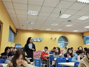 培育核心素养，建构思创课堂——我校成功承办区英语学科教学展示活动